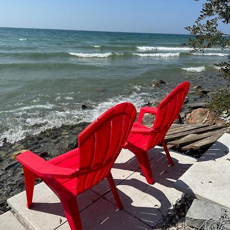 The Wind In The Willows - Luxury Lakefront Oasis Bed & Breakfast Cobourg Exterior foto